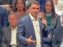 Flávio faz o mais ousado dos anúncios
