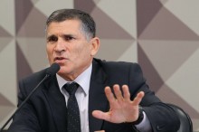 O general ressentido: Santos Cruz ressurge e dá palanque para a esquerda