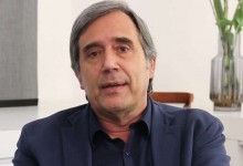 A fuga do jornalista Marco Antonio Villa é a queda de mais um inimigo de Bolsonaro