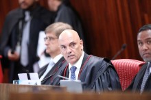 Moraes é acusado de "erro grotesco" e "aberração jurídica"