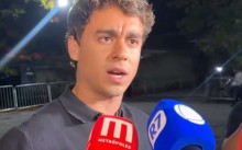 Nikolas chega ao QG de Flávio e solta o verbo como nunca antes (veja o vídeo)