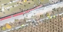 Colisão entre trens de alta velocidade deixa ao menos 64 mortos