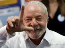 Calote na diplomacia brasileira: Governo Lula não paga salários em 13 países