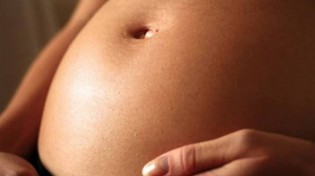 Justiça autoriza interrupção de gravidez de gêmeos siameses