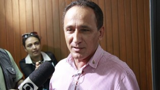 Ex-deputado acusado de pedofilia tenta na Justiça suspender exibição do Fantástico