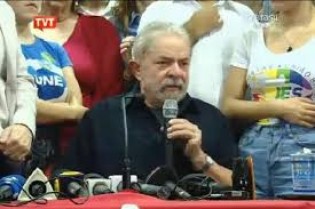 Lula por Lula: “um merda de um metalúrgico" (Vídeo)