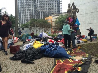 Na marra, PF coloca manifestantes para fora do prédio do MinC, no Rio