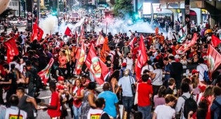 Manifestantes ‘fora Temer’ planejam enfrentar a polícia com escudo de crianças (veja a criminosa postagem)