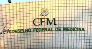 Conselho Federal de Medicina – o conselho que tem medo do PT?