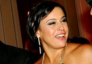 Adriana tenta nova cartada para se livrar do xilindró: Laudo psicológico do filho
