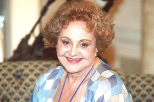 Sem herdeiros, Eva Todor deixa fortuna para empregada, motorista e secretário