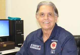 De olho em vaga de vereador, doutor anda “operando” nos bastidores