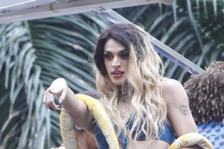 Pabllo Vittar: estrelismo, preconceito e ofensas em restaurante de SP (Veja o Vídeo)