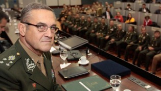 URGENTE: O comandante do Exército Brasileiro envia recado direto ao STF