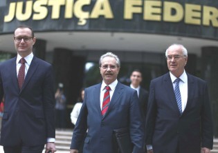 Defesa de Lula suplica a Fachin que não envie a Moro delação de Joesley