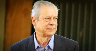 José Dirceu é solto pelo trio do mal