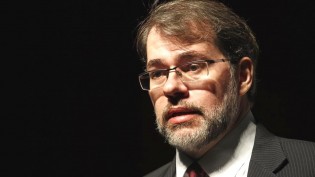 Jornalista renomado destrói Dias Toffoli, reduz a pó... (Veja o Vídeo)