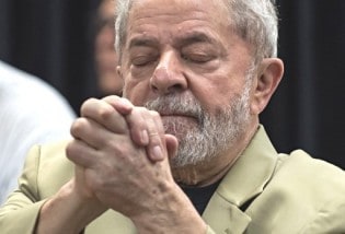 Decisão não determina a soltura imediata de Lula, mas advogados pressionam a juíza