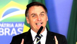 Após o feito histórico, o “miojão” de Bolsonaro (Veja o Vídeo)