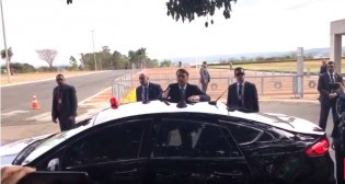 AO VIVO: direto do Palácio da Alvorada, Bolsonaro comenta discurso na ONU (Veja o Vídeo)