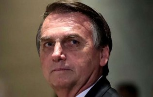 Saiba como o povo recepcionou Bolsonaro nas ruas de Aparecida (Veja o Vídeo)