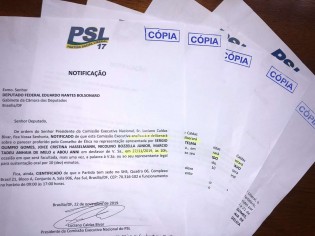 Eduardo Bolsonaro responde pedido de expulsão feito por Joice Hasselmann e Major Olímpio