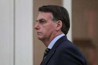 Bolsonaro manda recado ao STF e diz que não entrega o celular: “Só se eu fosse um rato” (veja o vídeo)