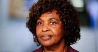 Na sarjeta, PT aposta em Benedita da Silva para prefeitura do Rio