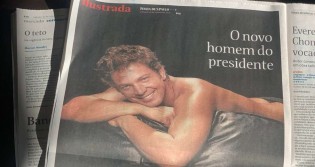 Indecente, Folha publica foto seminu e chama Mário Frias de “homem do presidente”