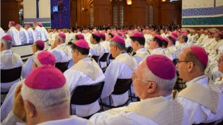 Pergunta aos 152 Bispos: Pode existir harmonia entre a bíblia e o comunismo?