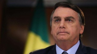 Os ataques a Bolsonaro e o choro de quem 'trata' a política com a mesma paixão de um torcedor fanático