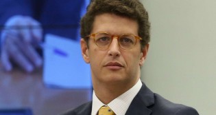 Justiça rejeita pedido de afastamento de Salles e acaba com falácias: “Argumentos vagos”