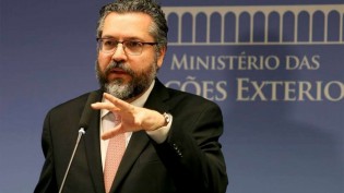 Itamaraty responde nota "ameaçadora" da embaixada da China e dá exemplo de democracia