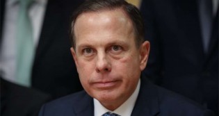 Doria perde força e 18 prefeitos decidem ignorar ordem "absurda" do governador