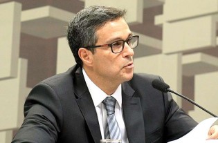 Presidente do Banco Central do Brasil é escolhido como o melhor do mundo pela mais importante revista do setor