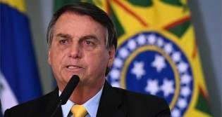Bolsonaro enaltece e agradece à FAB pelo trabalho em Manaus (veja o vídeo)