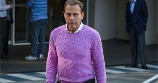 "Apertou o calo": Doria cede à pressão popular e recua nas restrições ao comércio