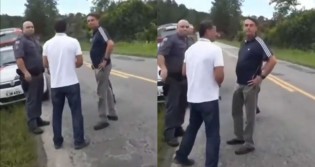 Bolsonaro para na estrada, oferece ajuda para trocar pneu de viatura e viraliza na web (veja o vídeo)