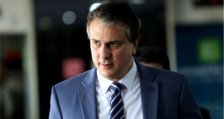 Espalhando o "terror", governador petista do Ceará determina o “toque de recolher” em todo o Estado