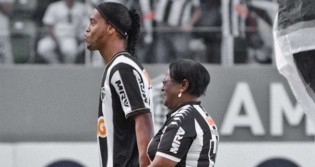 Morre dona Miguelina, mãe de Ronaldinho Gaúcho