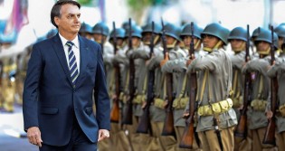 Após reunião com chefes dos poderes, Bolsonaro vai se encontrar com militares