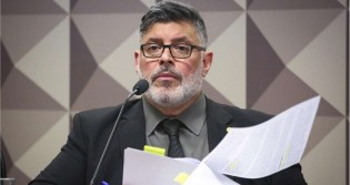 Capengando na vida política, Frota perde mais uma ação e já acumula quatro condenações (veja o vídeo)