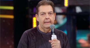 Para desespero da Globo, Faustão assina contrato de cinco anos com a Band