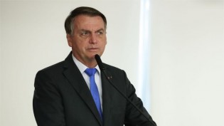 Bolsonaro desabafa sobre CPI: “E o crápula ainda diz que não é para investigar desvios!” (veja o vídeo)