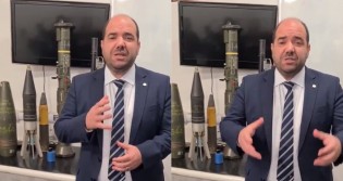 Deputado mostra as armas utilizadas por traficantes no Brasil (veja o vídeo)