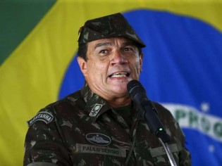 Exército se impõe e não cede à pressão dos "esquerdopatas" e da "mídia do ódio"