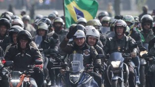 “Onde vocês estiverem, estarei no meio de vocês!”, afirma Bolsonaro em discurso memorável em SP (veja o vídeo)