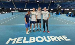 Livre, Djokovic quer competir e vencer torneio australiano