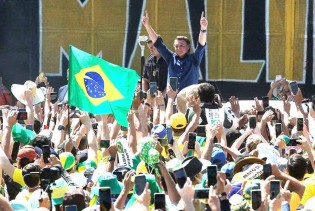 Bolsonaro: Uma lição de Democracia