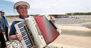 Nordestino faz música para Bolsonaro e viraliza nas redes (veja o vídeo)